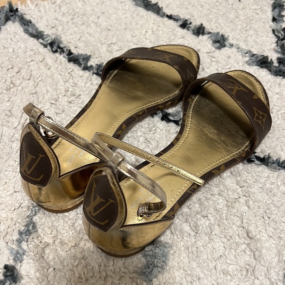 Louis Vuitton Sunshine Flat Sandals. Size EUR 37, US 6.5, UK 4.5. - Picture 2 of 2